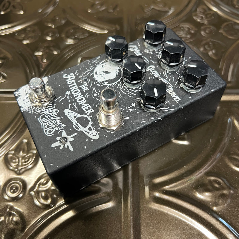 Used Matthews Effects Astronomer Celestial Reverb V1 w/box
