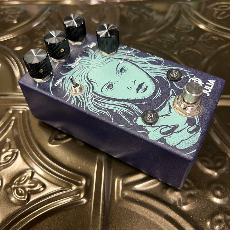 Used Walrus Audio Julia Chorus/Vibrato V2 Pedal