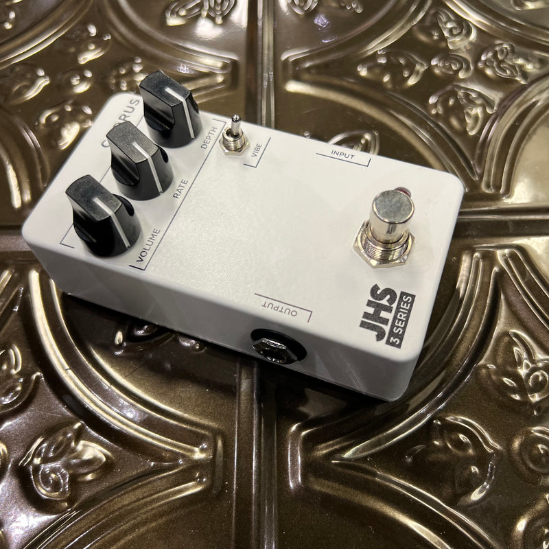 Used JHS 3 Series Chorus