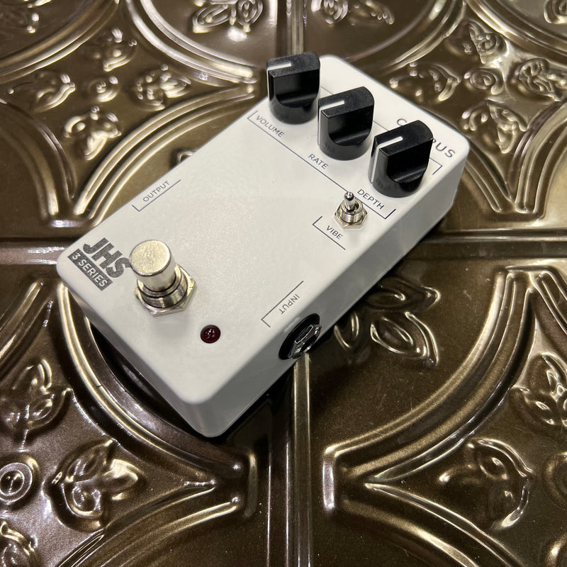 Used JHS 3 Series Chorus