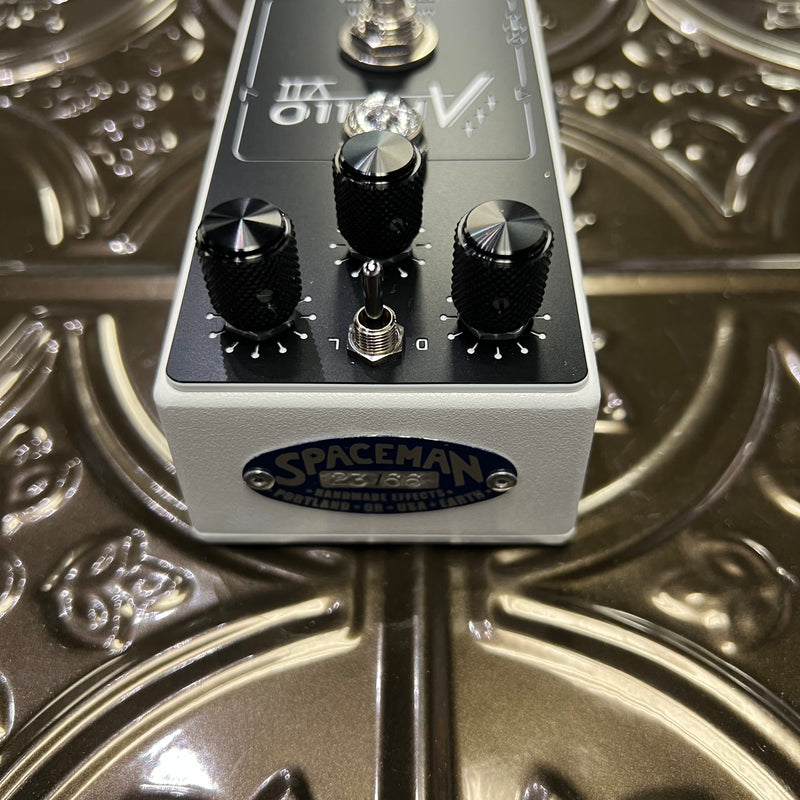Used Spaceman Effects Apollo VII White Limited Edition