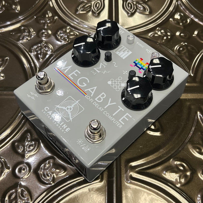 Used Caroline Megabyte Lo-Fi Delay Computer w/box