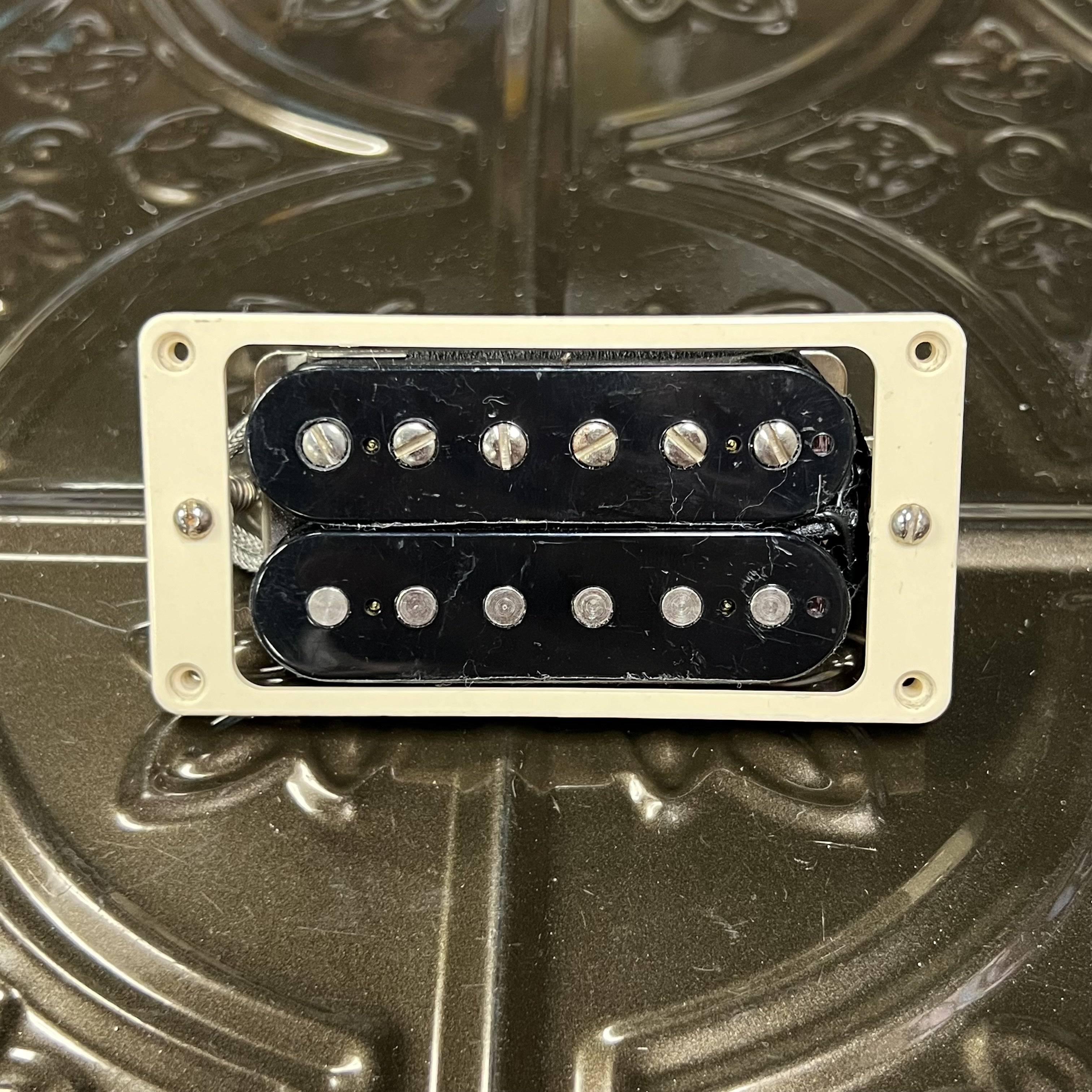 Used Gibson Custom Shop Custombucker Pickup w/Cream Ring