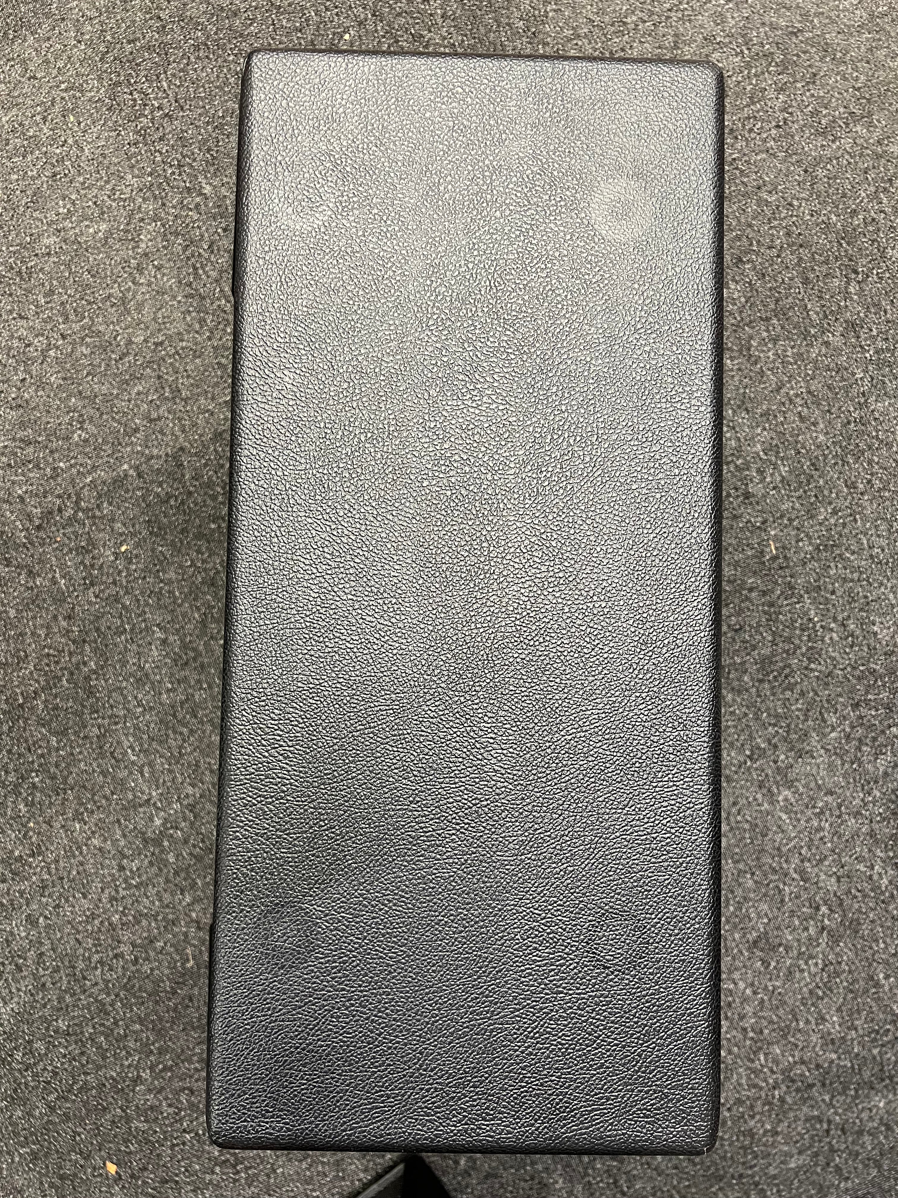 Used Soldano 2x12 Vertical Slant Cabinet (SKU:1)