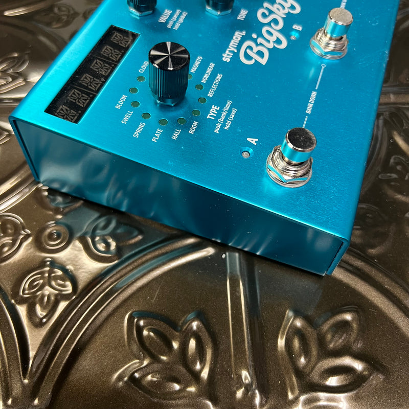Used Strymon Big Sky Multi-Dimensional Reverb