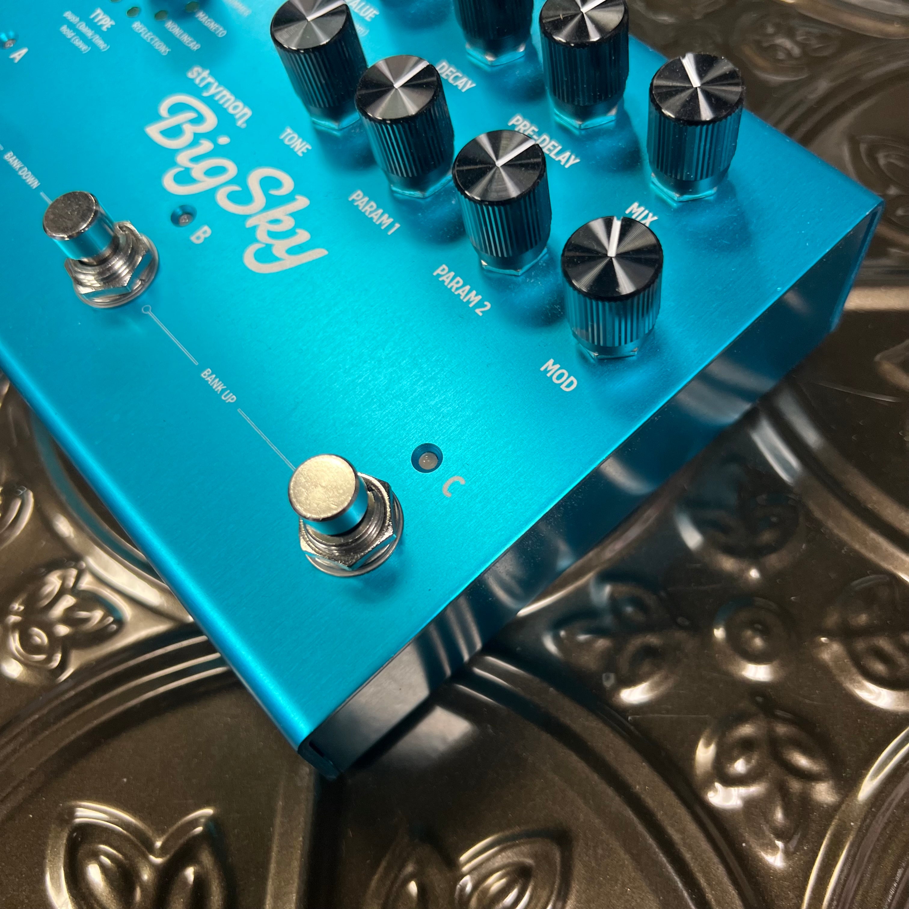 Used Strymon Big Sky Multi-Dimensional Reverb