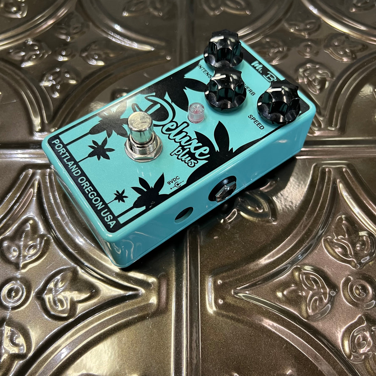 Used Mr. Black Deluxe Plus Vertical