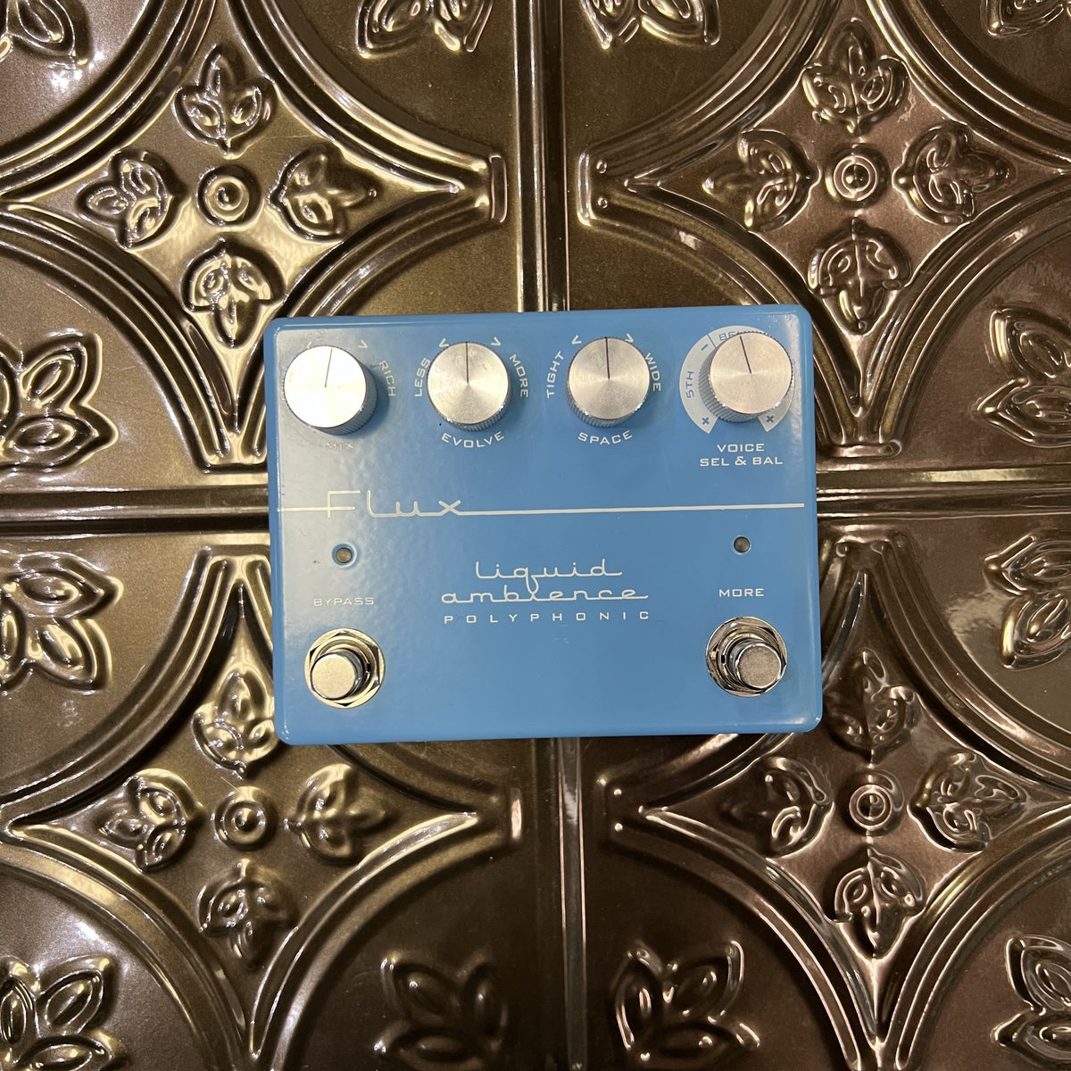 Used Flux Effects Liquid Ambience