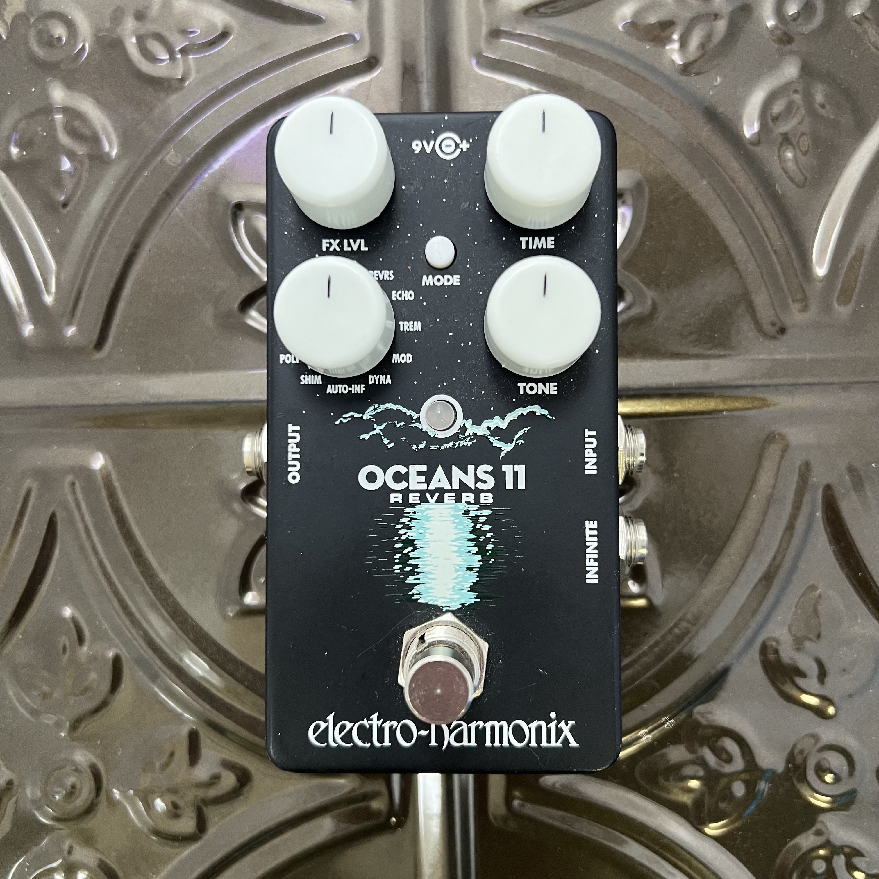 Used Electro Harmonix Oceans 11 Reverb Pedal