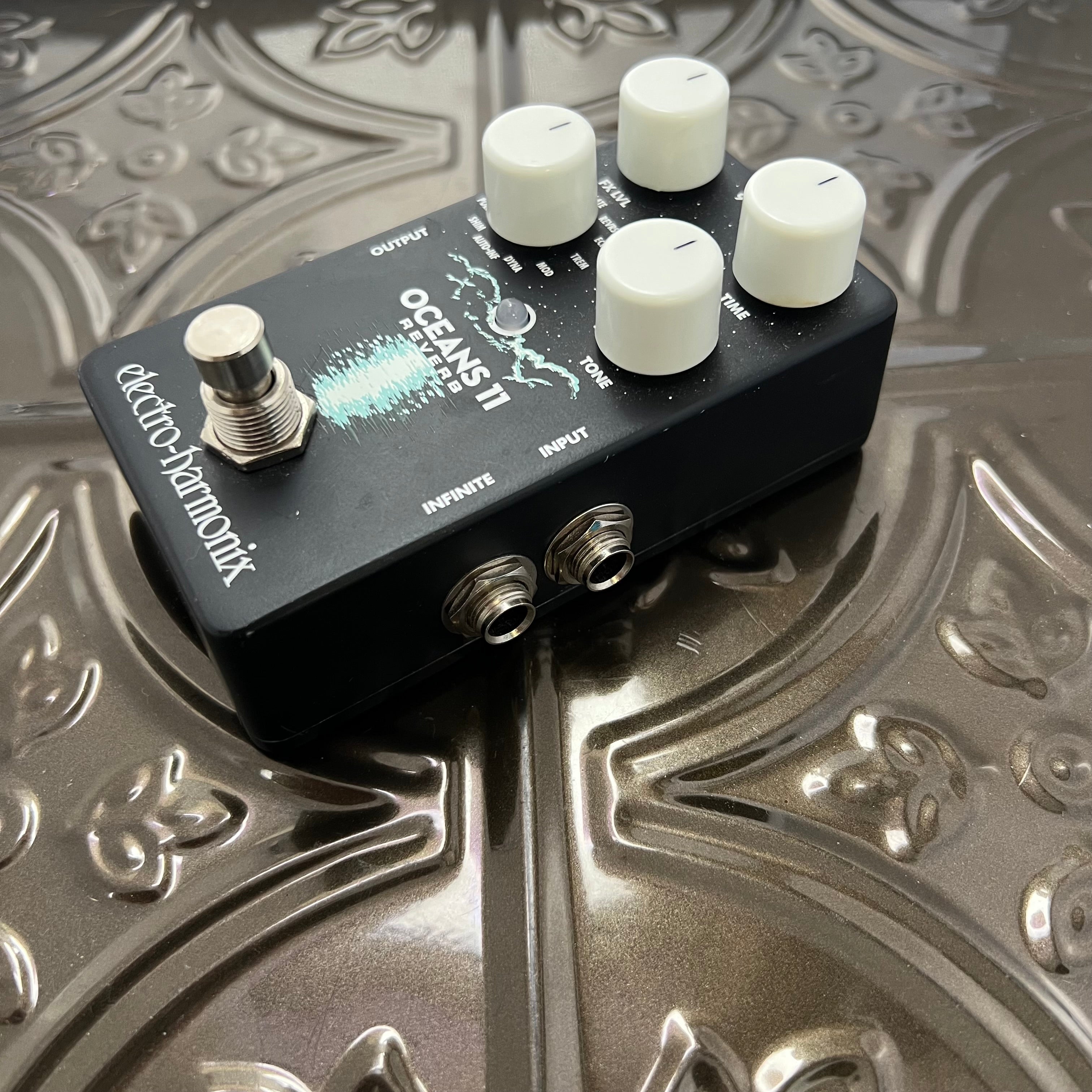 Used Electro Harmonix Oceans 11 Reverb Pedal