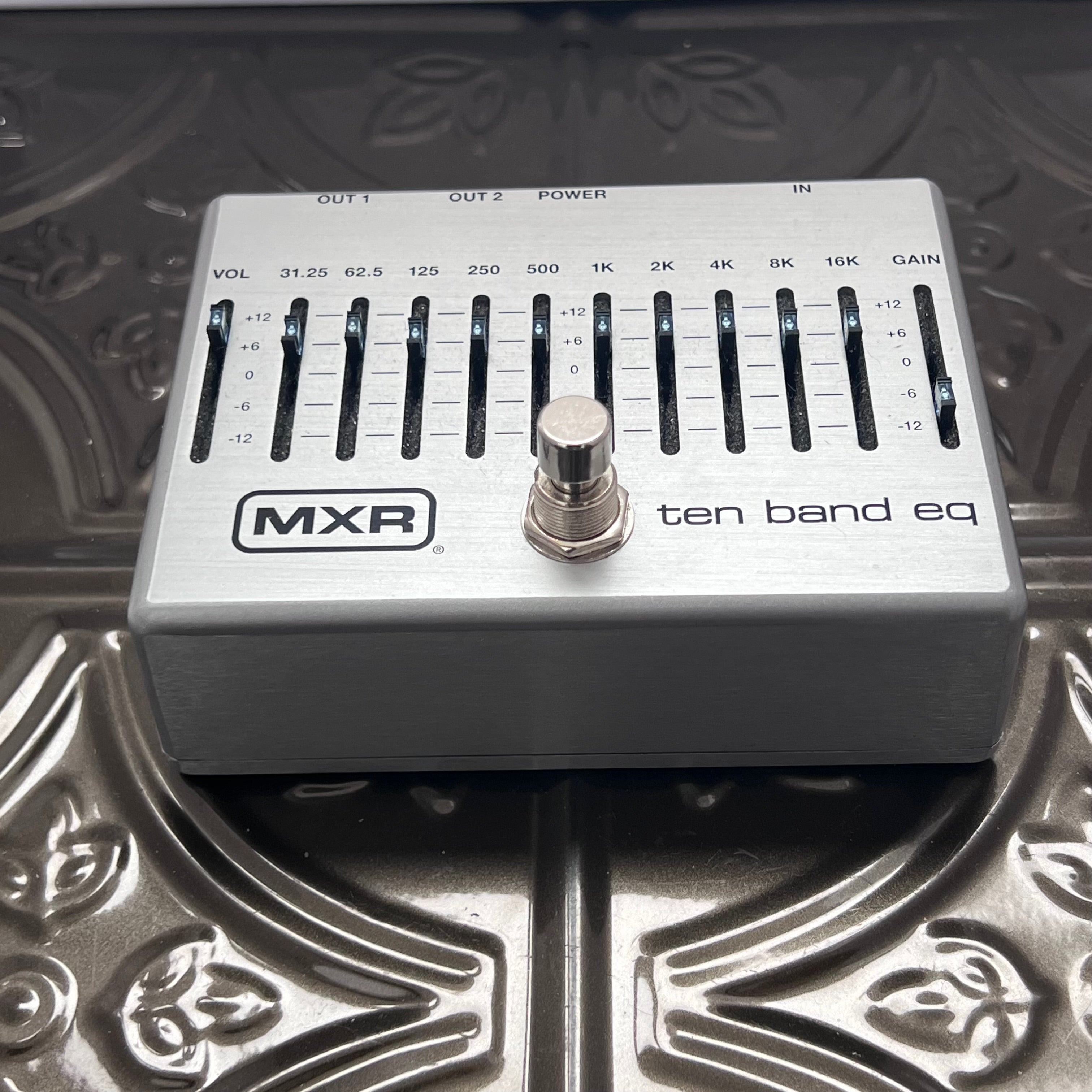 Used MXR M108S Ten Band EQ w/box