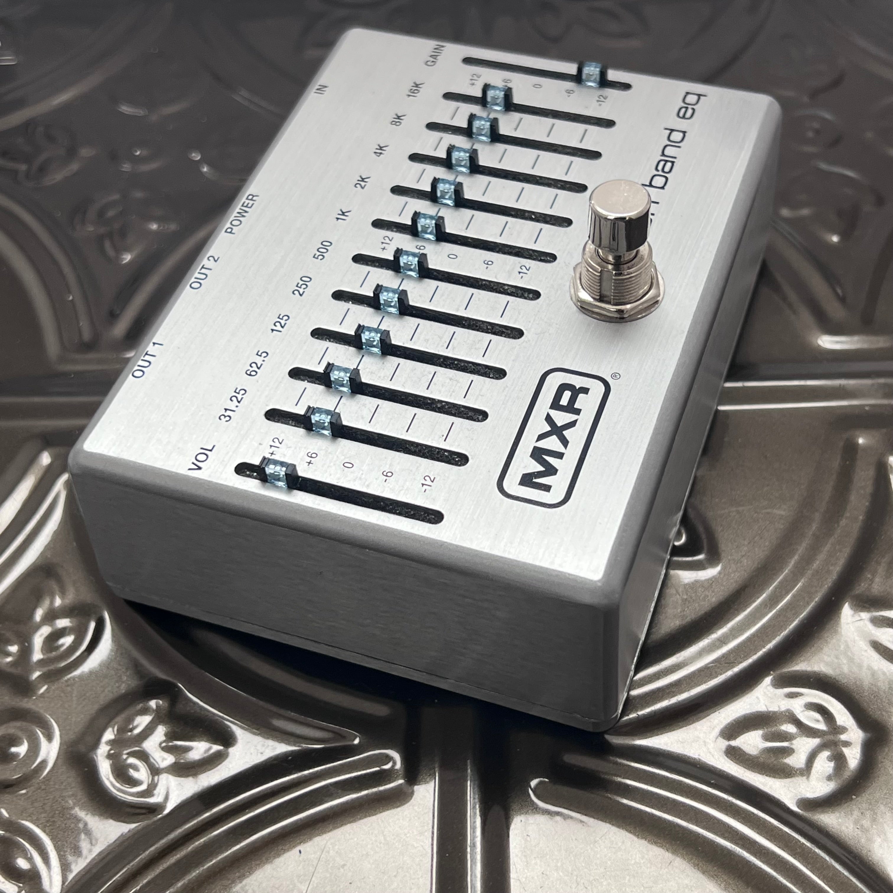 Used MXR M108S Ten Band EQ w/box