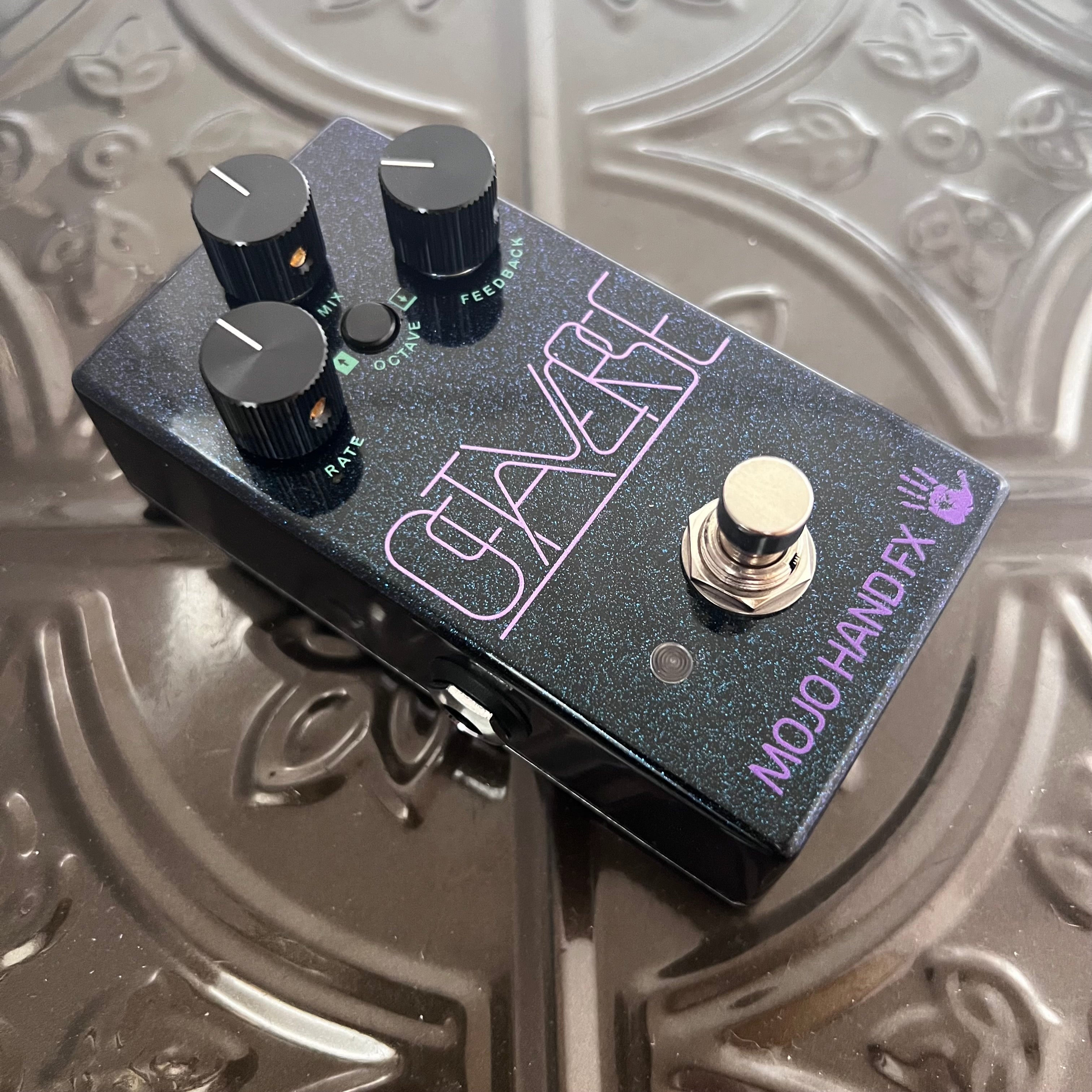 Mojo Hand FX Octaverse - Reverse Octave Delay Open Box
