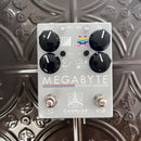 Caroline Guitar Company Megabyte Lo-Fi Delay Computer Open Box