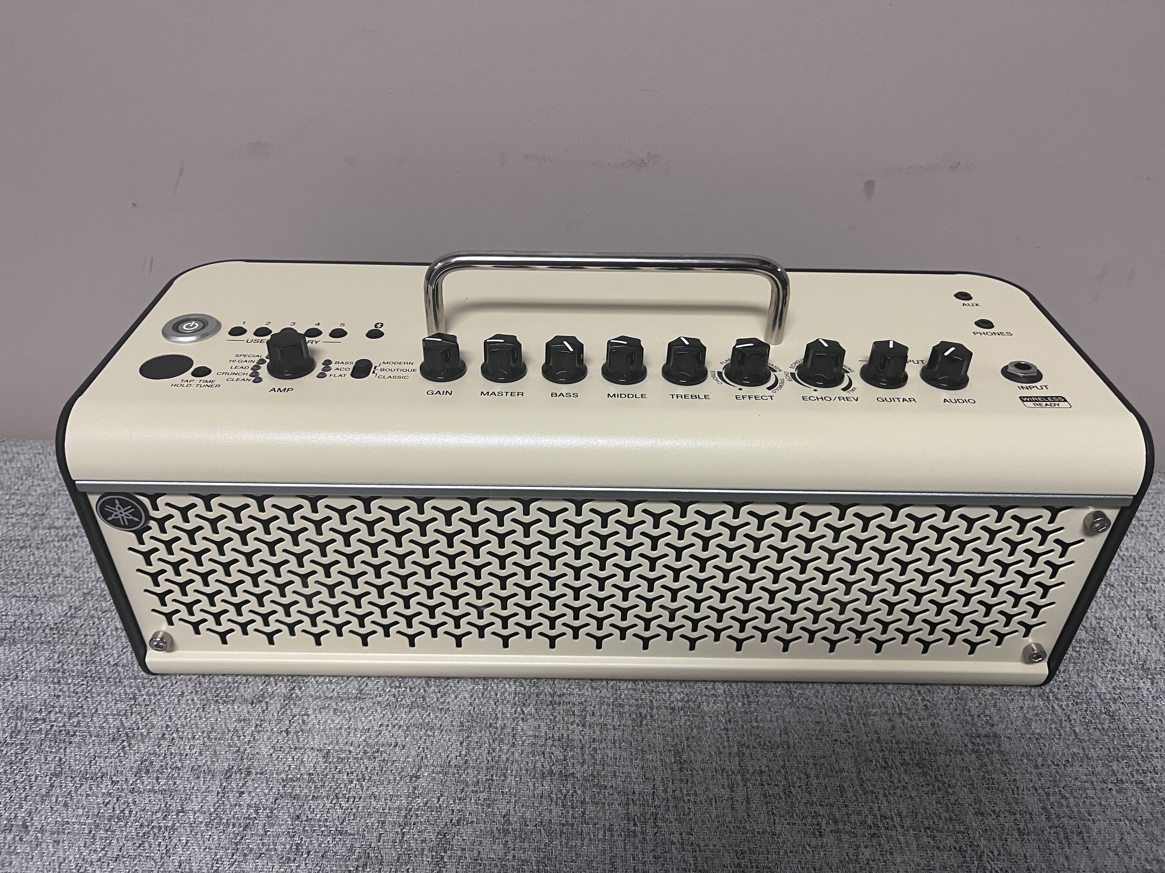 Used THR30II-WL 30-Watt Wireless Stereo Digital Modeling Guitar Combo