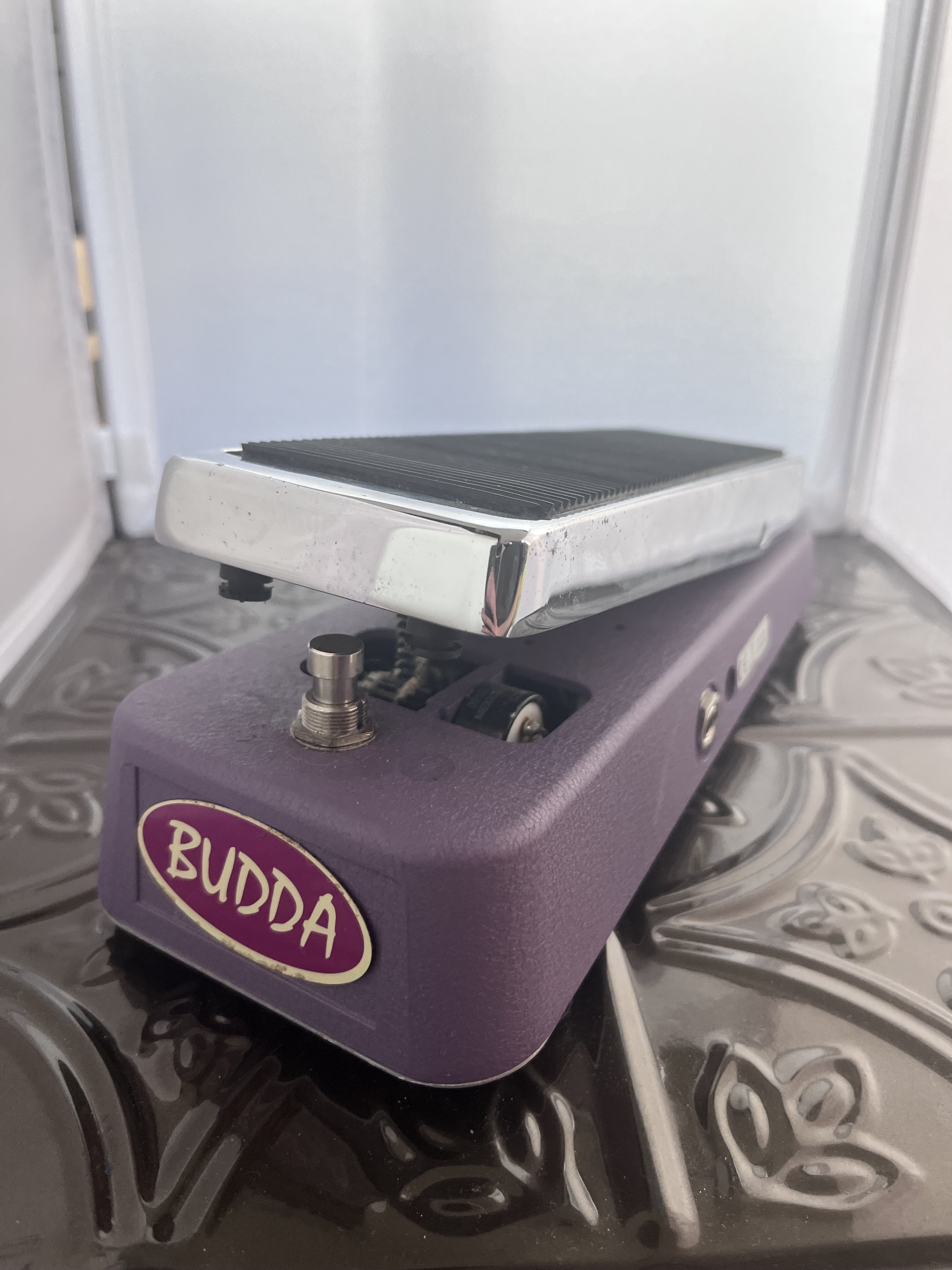 Used Budda Bud-Wah Red/Chrome Label w/o box