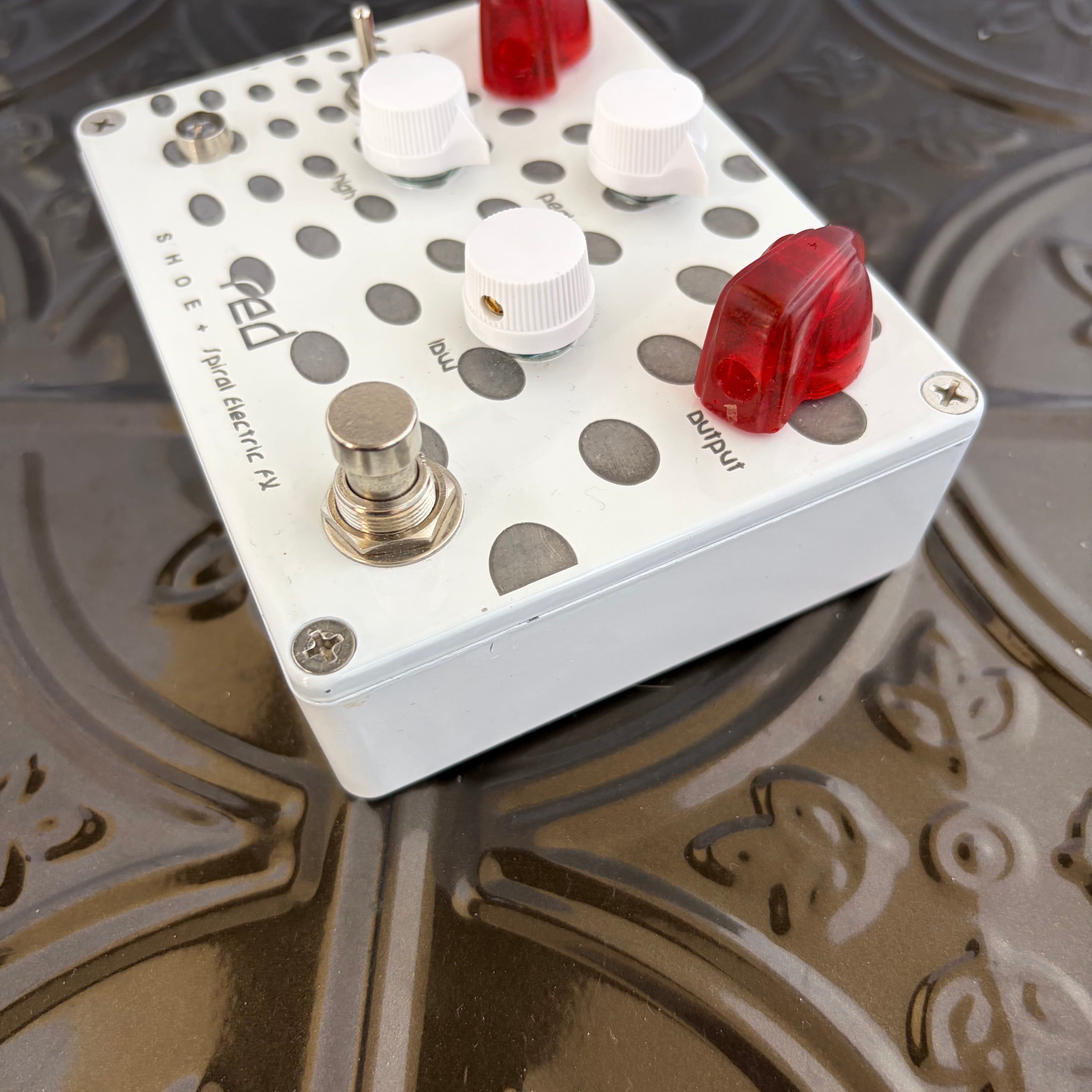 Used Spiral Electric FX Red Spiral Drive Channel