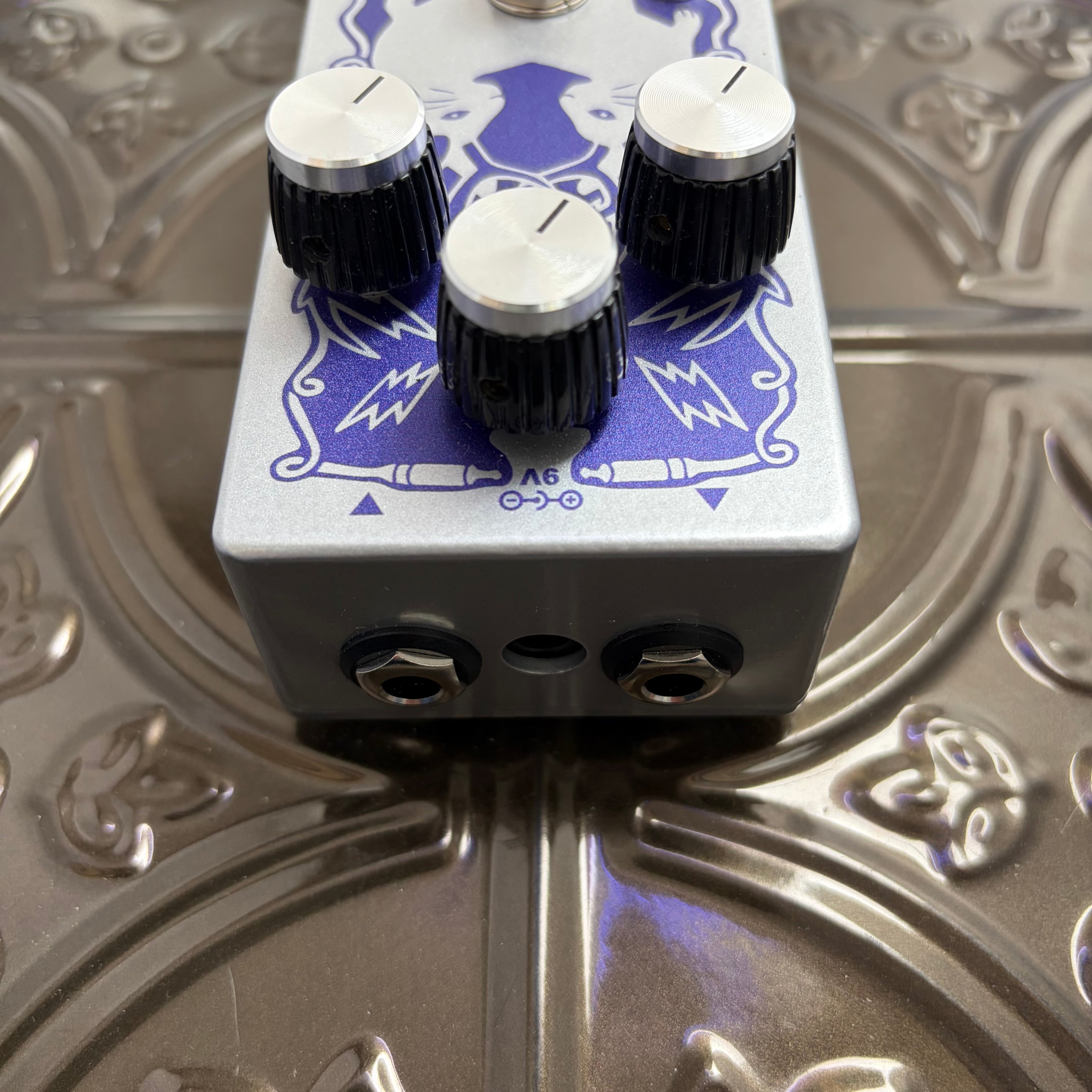 Used Earthquaker Hizumitas Fuzz Sustainar