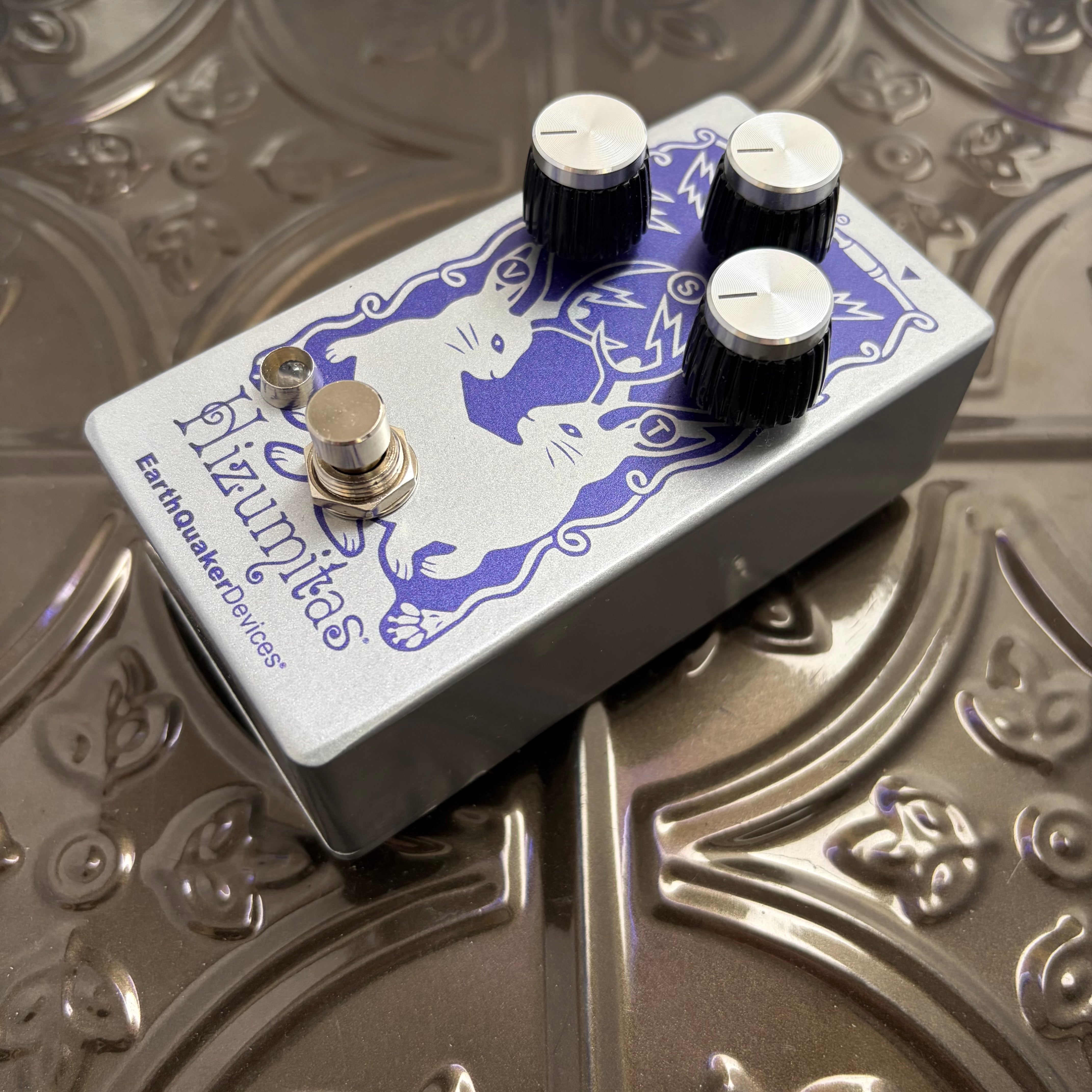 Used Earthquaker Hizumitas Fuzz Sustainar