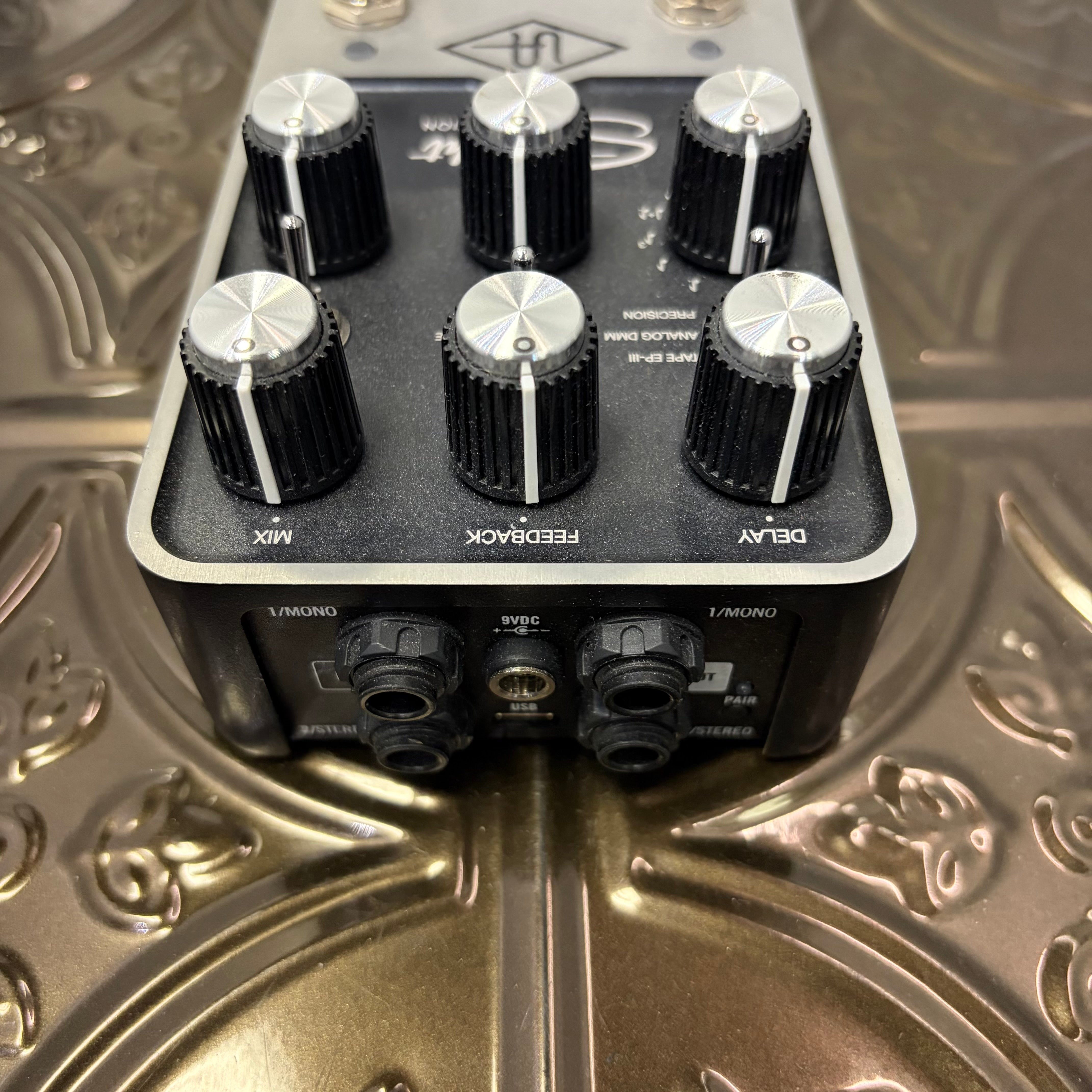 Used Universal Audio Starlight Echo Station w/o box