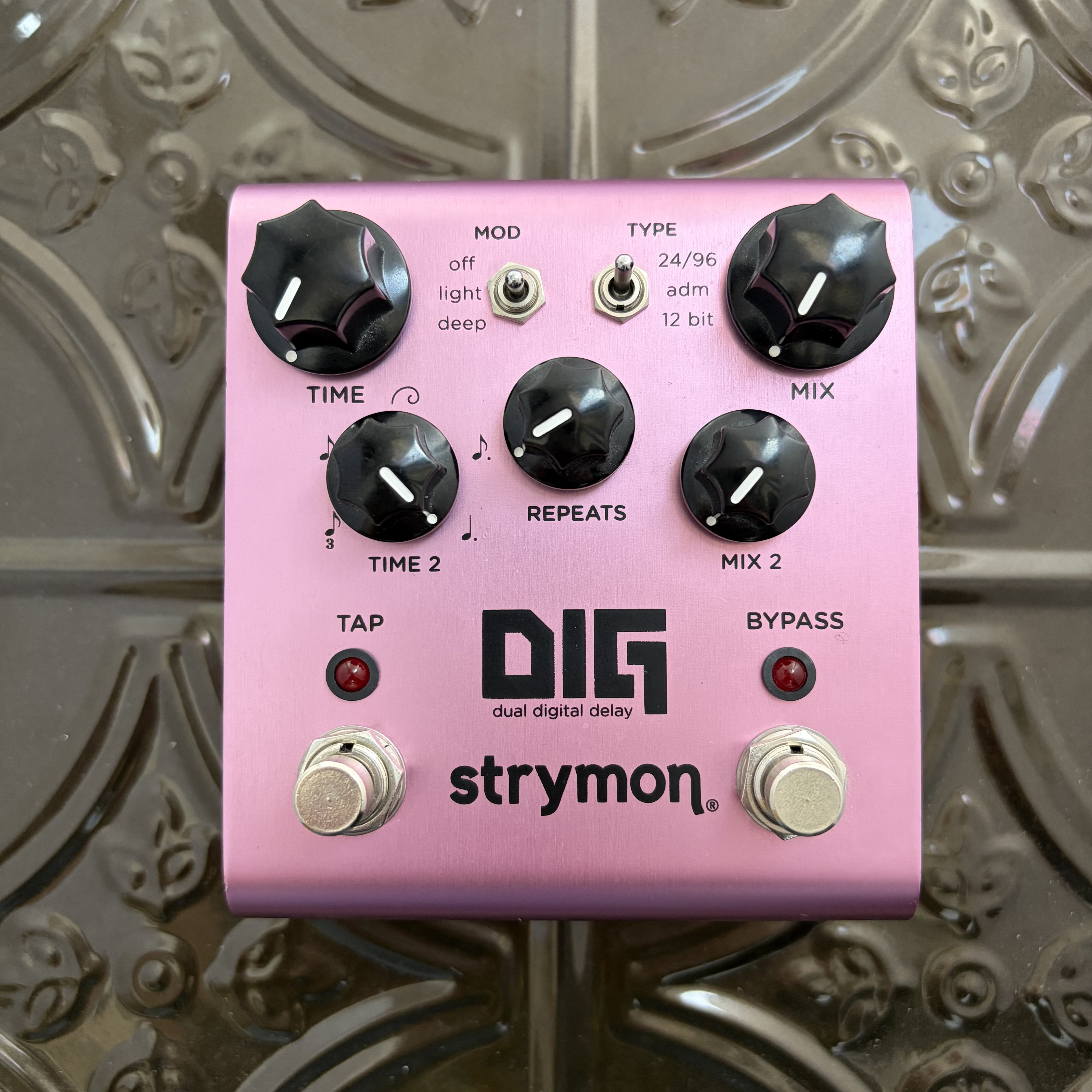 Used Strymon Dig V1