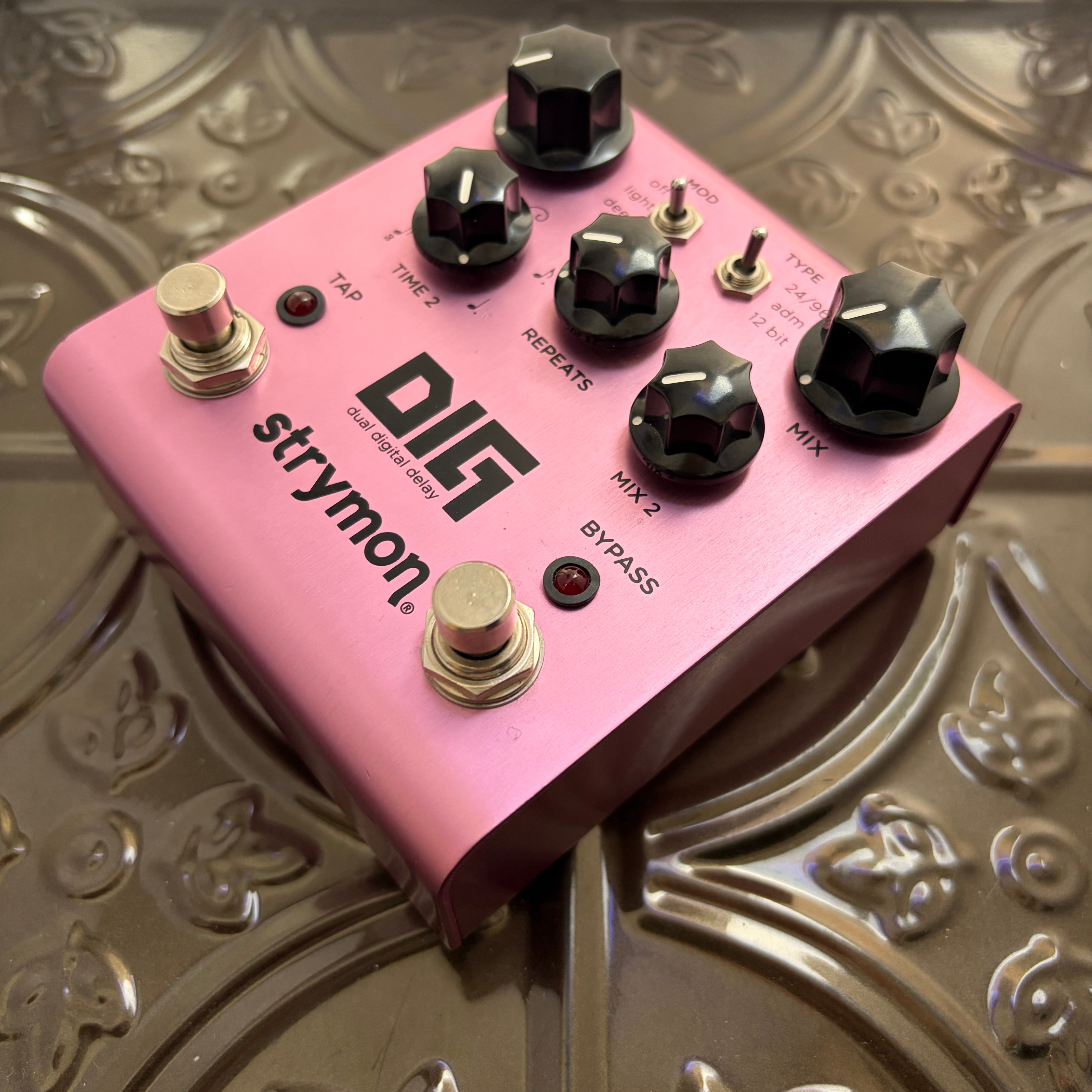 Used Strymon Dig V1
