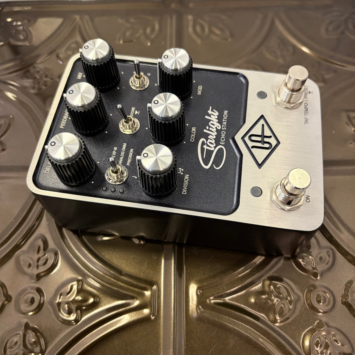Used Universal Audio Starlight Echo Station Delay Pedal w/ box