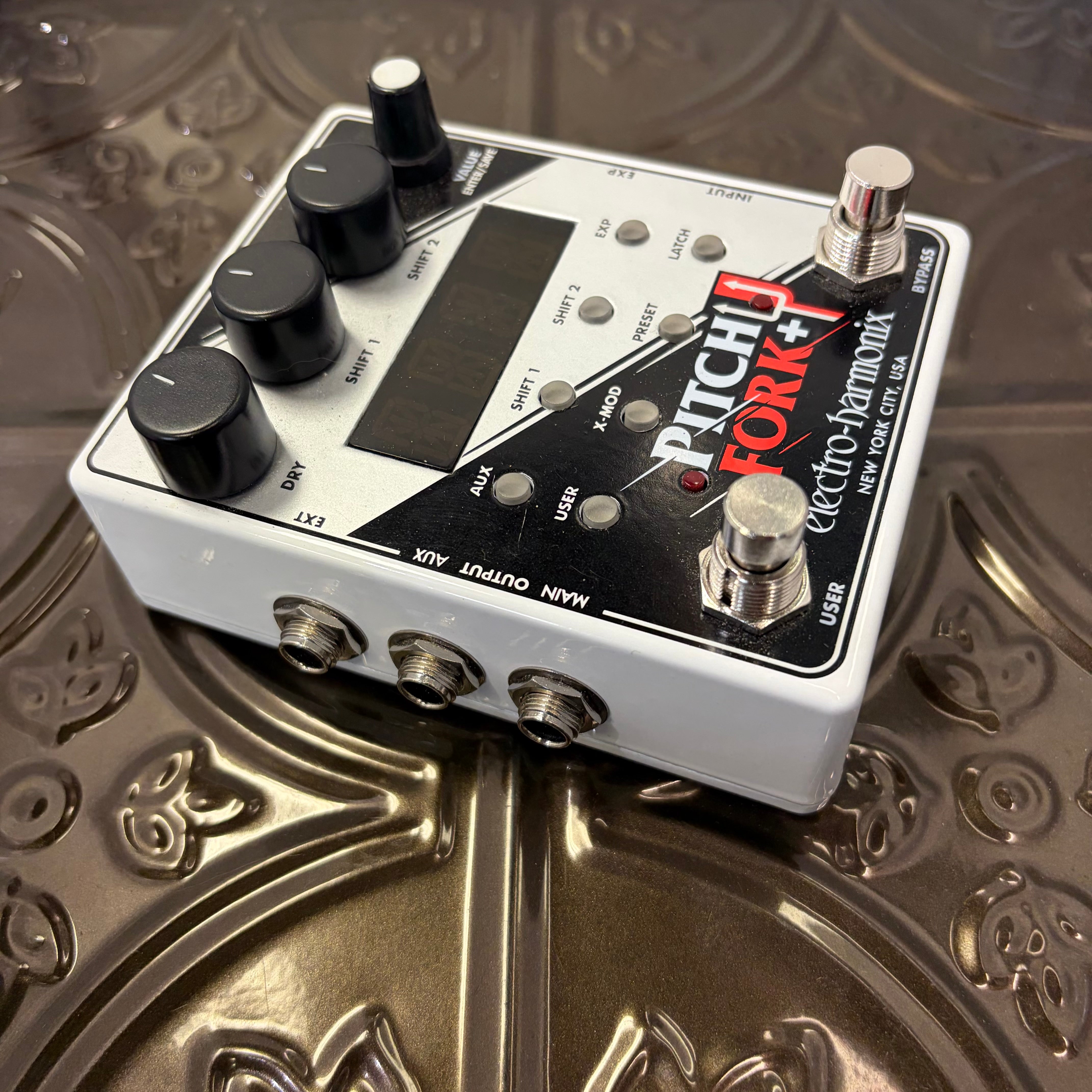 Used Electro-Harmonix Pitch Fork + Polyphonic Pitch Shift Pedal w/box