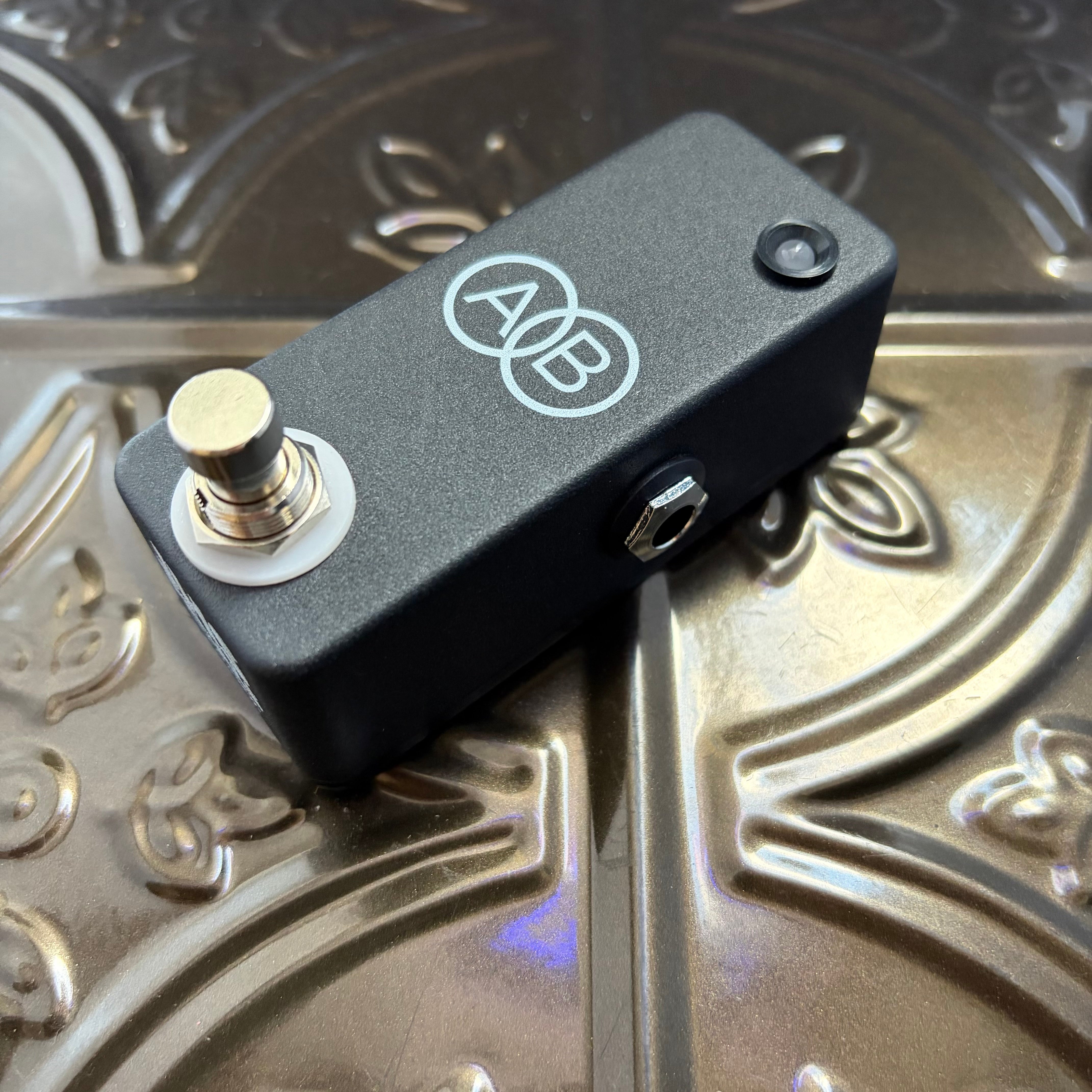 Used JHS Pedals Mini A/B Box