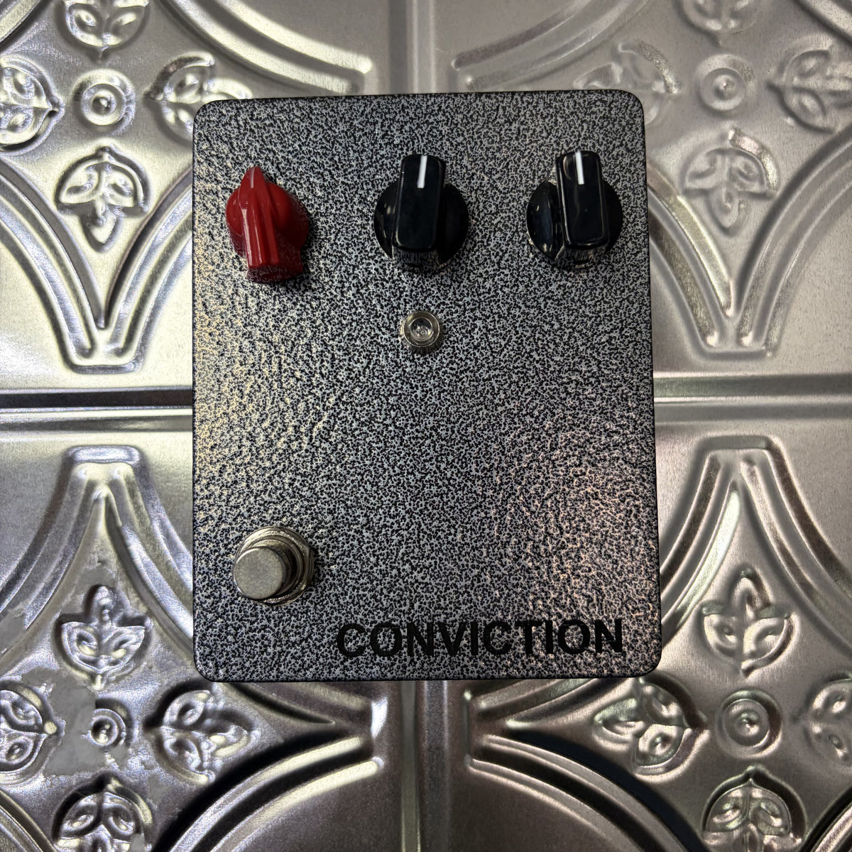 Roma Devices Conviction Overdrive Hammered Silver