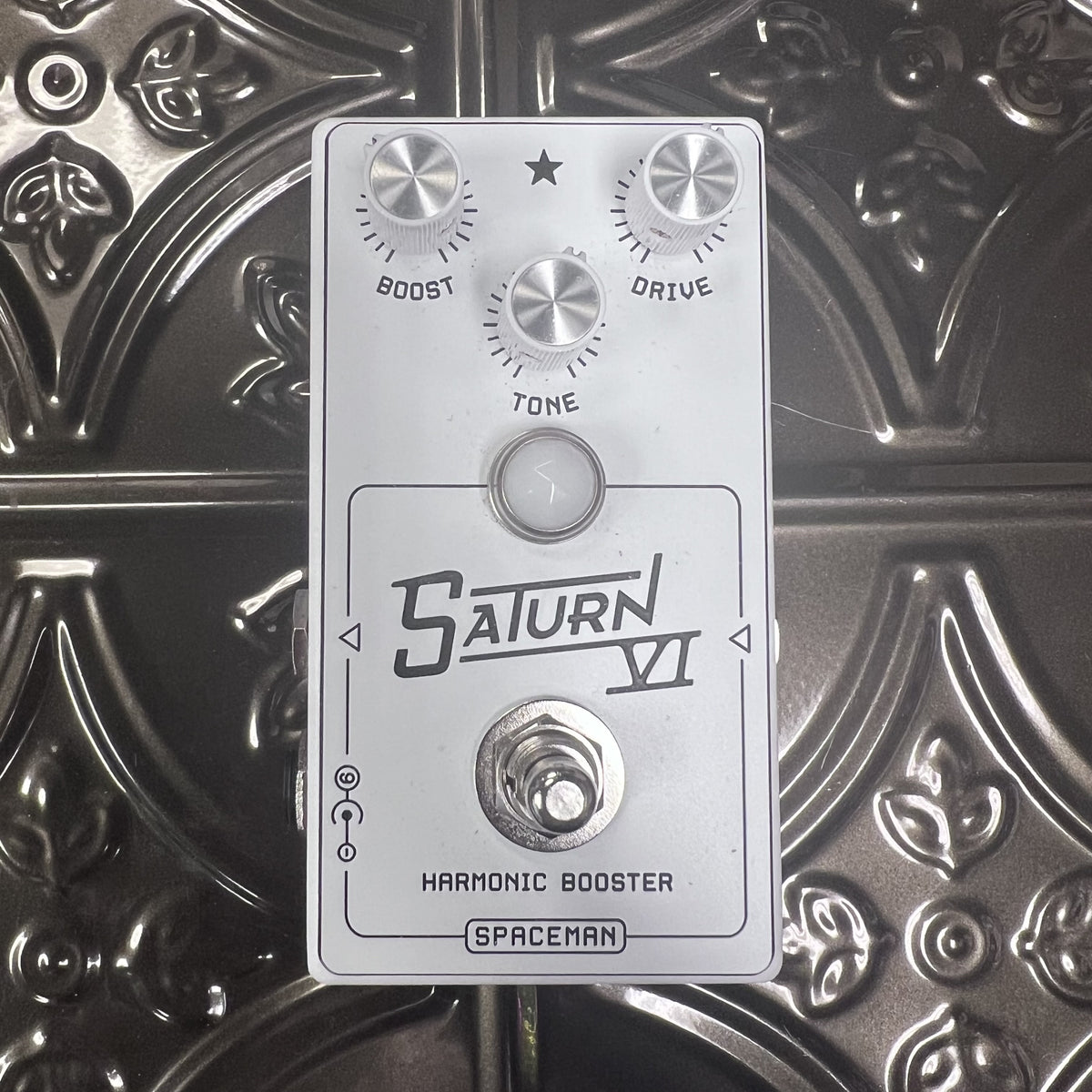 Used Spaceman Effects Saturn VI White/White