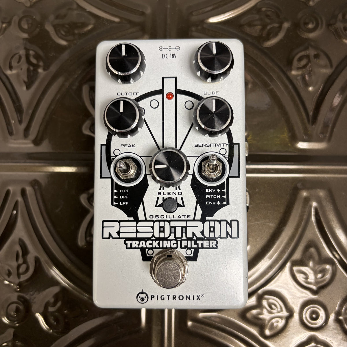 Used Pigtronix Resotron Analog Filter Synth w/ box