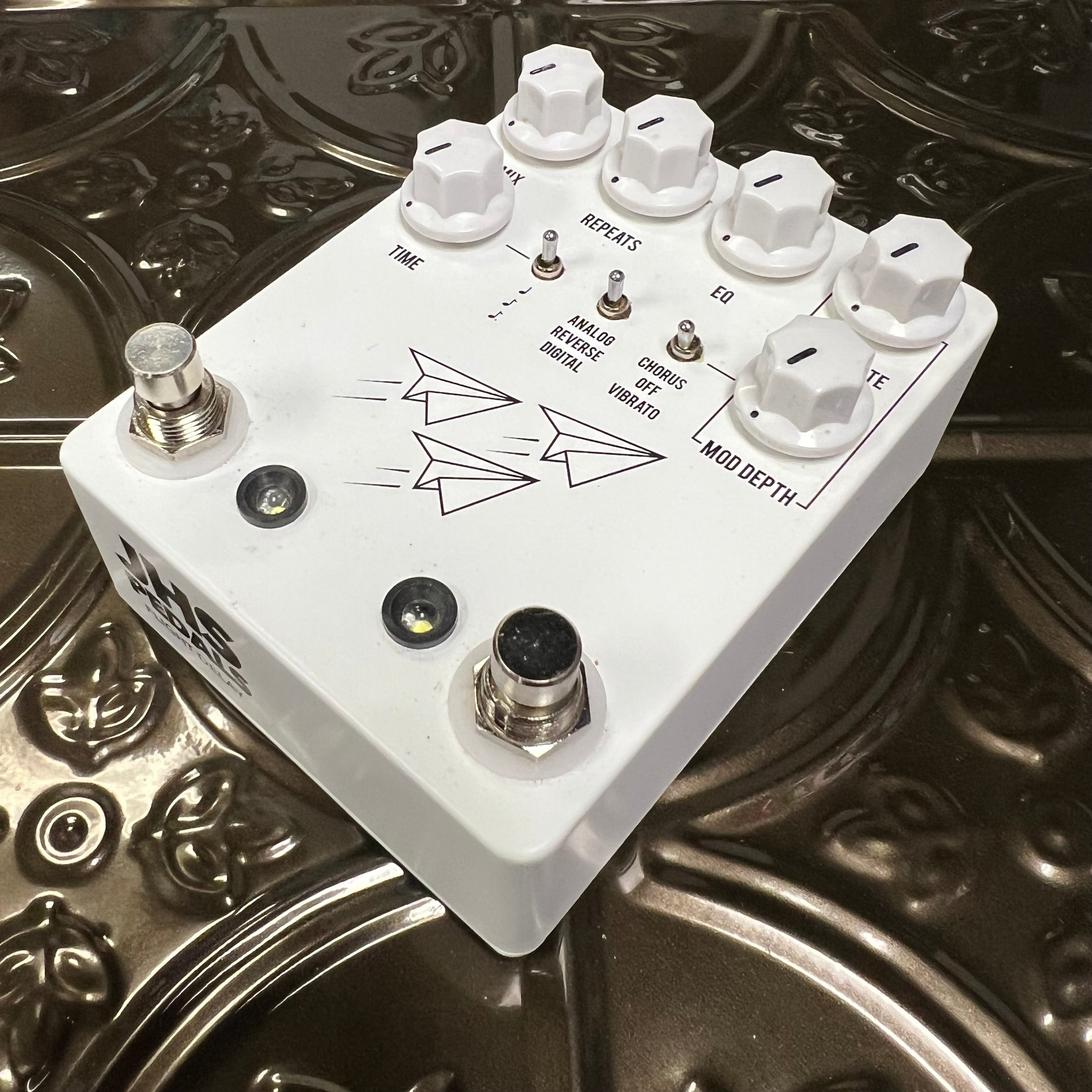 Used JHS Flight Delay- White