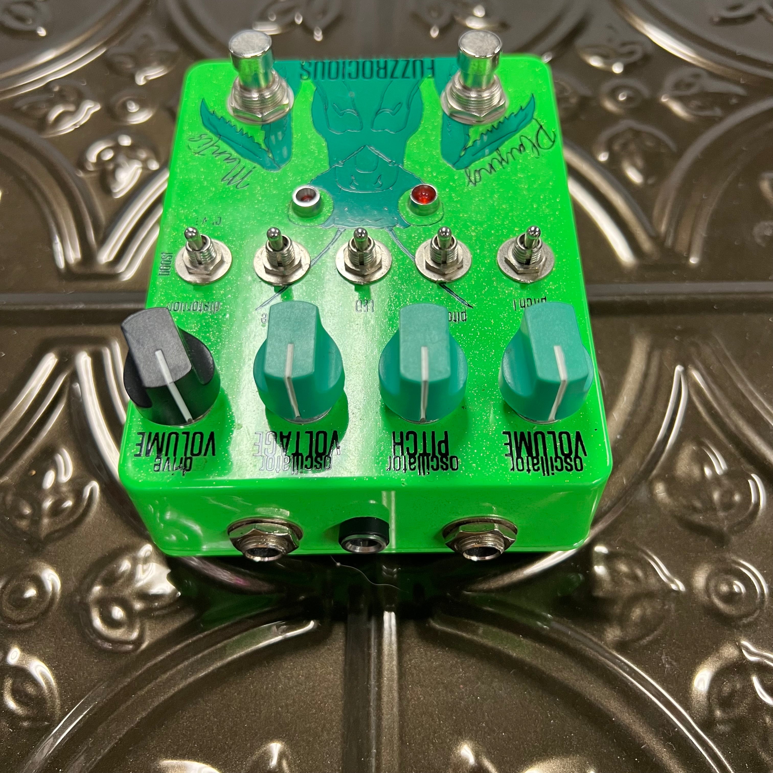 Used Fuzzrocious Playing Mantis Drive/Oscillator
