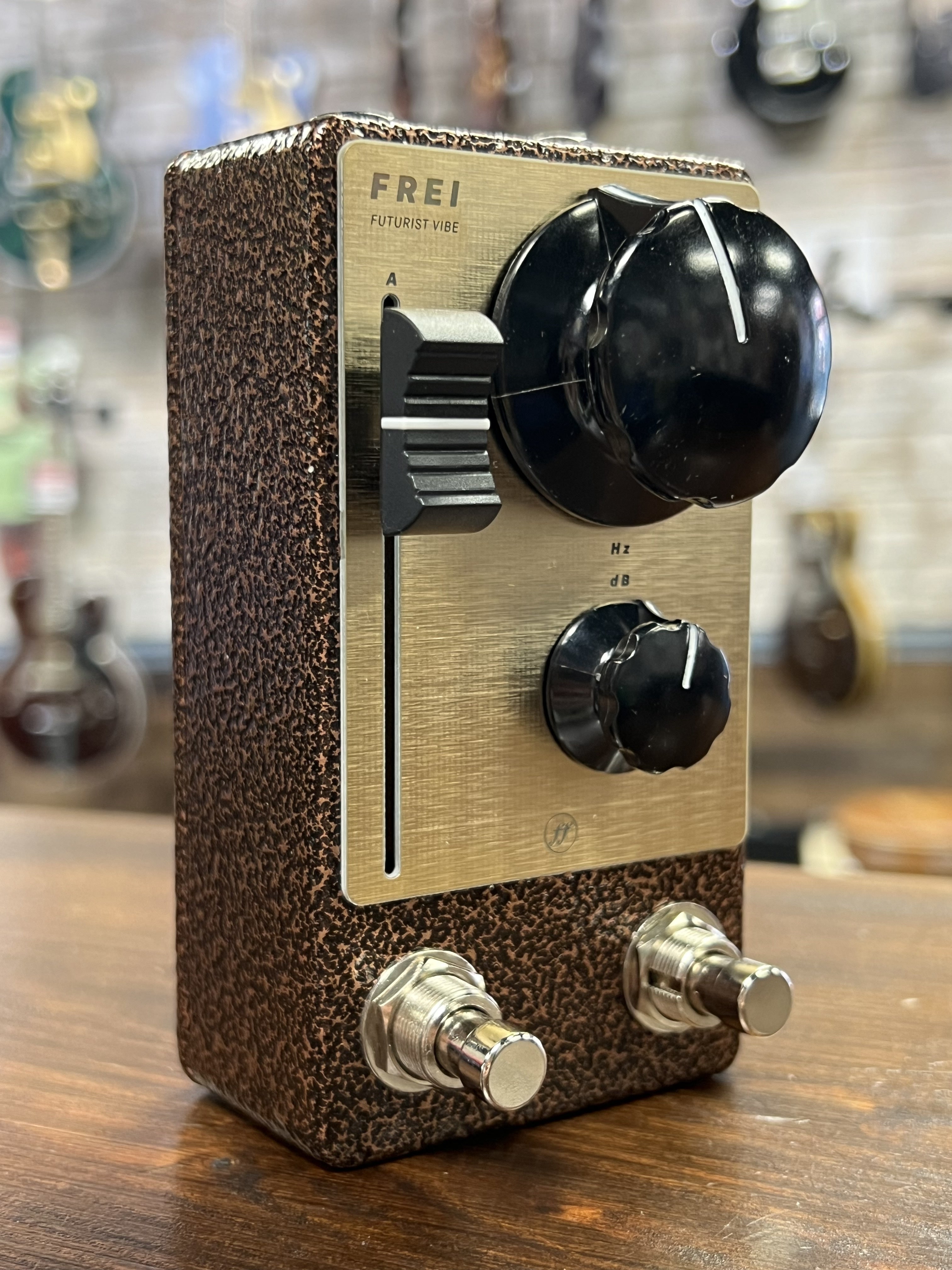 Fjord Fuzz FREI Bronze Hammered