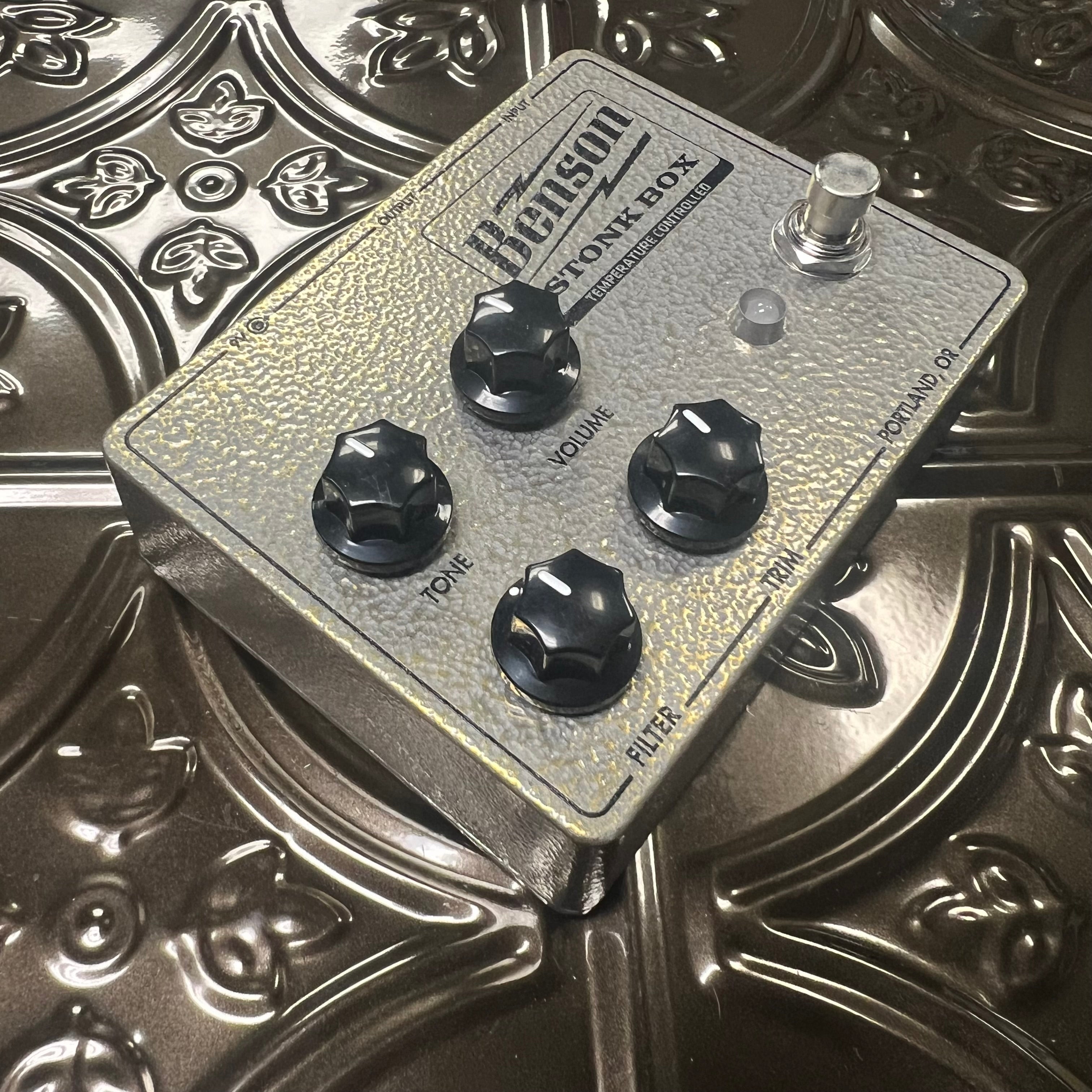 Used Benson Stonk Box w/box