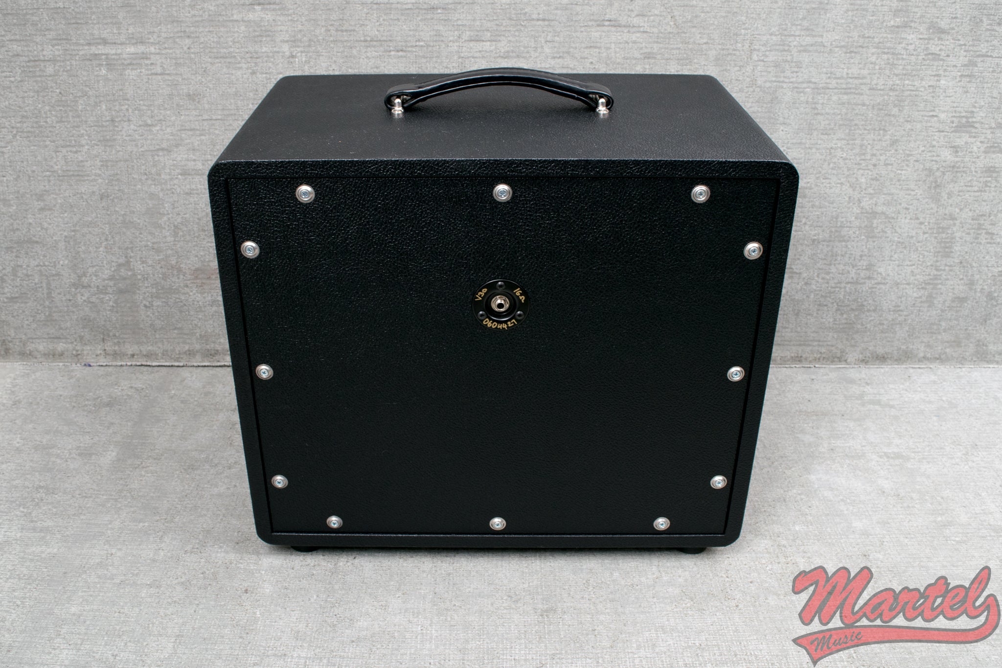 Bogner 112CP 1x12 Cube Closed Ported Cabinet - V30