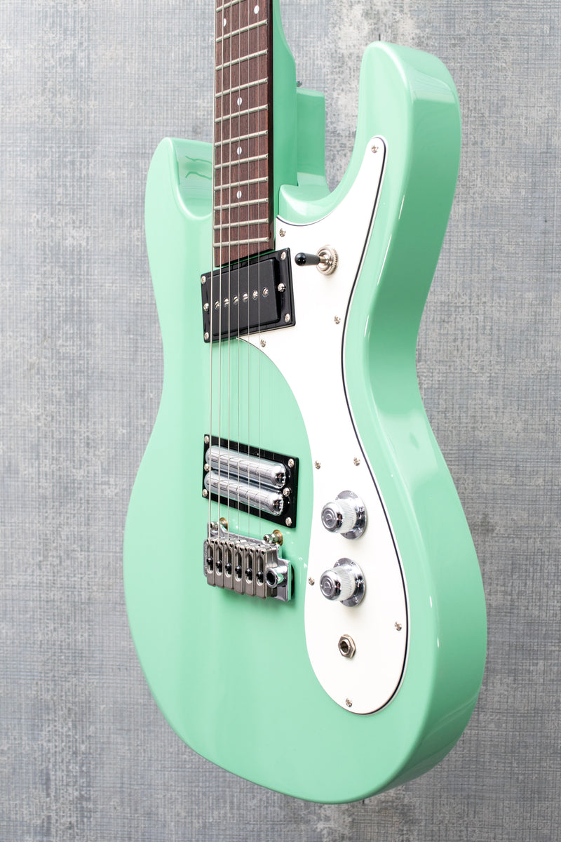 Danelectro '64XT Aqua with Cream Pickguard