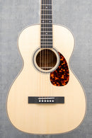 Larrivee OO-40 Mint
